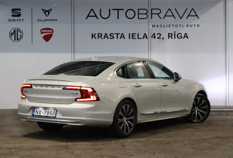 VOLVO S90 B6 AWD Inscription