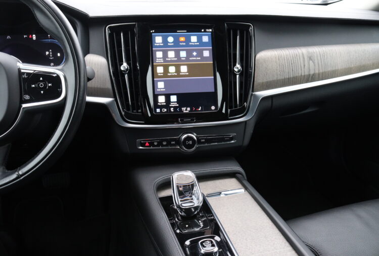 VOLVO S90 B6 AWD Inscription