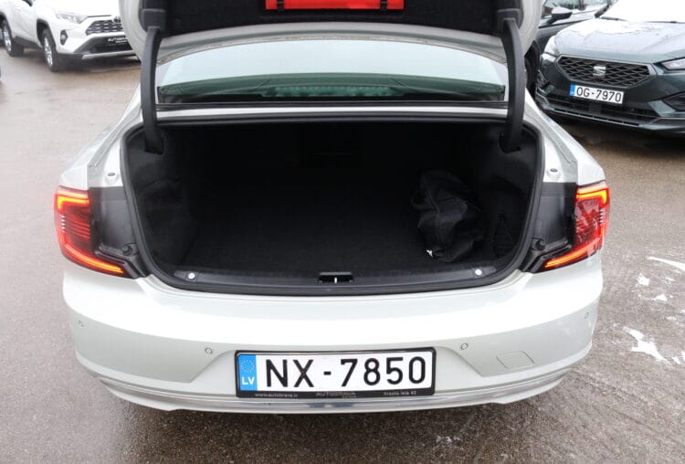 VOLVO S90 B6 AWD Inscription