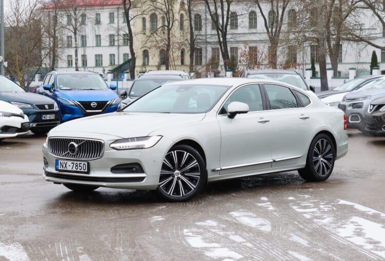 VOLVO S90 B6 AWD Inscription