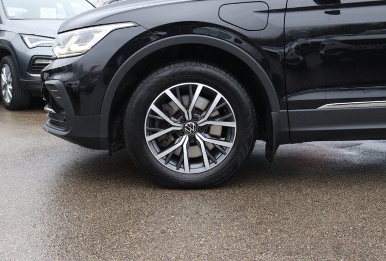 VW Tiguan Life Plug-In Hybrid