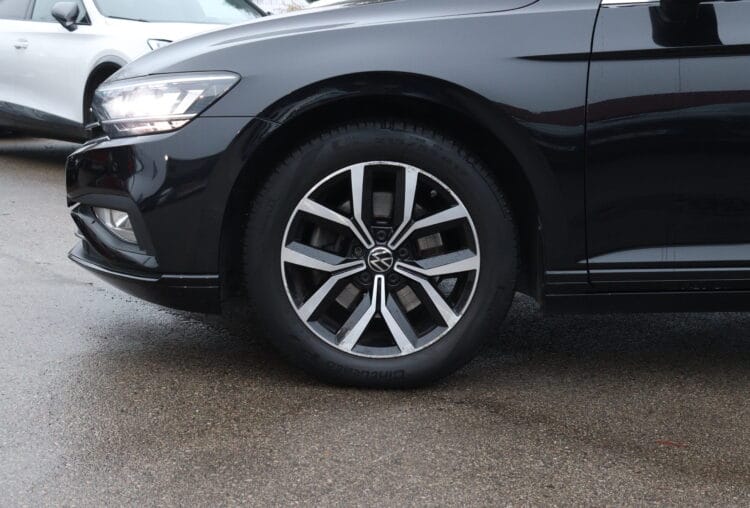 VW Passat B8 Business