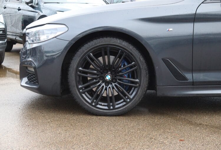 BMW BMW 530d Xdrive M-pack