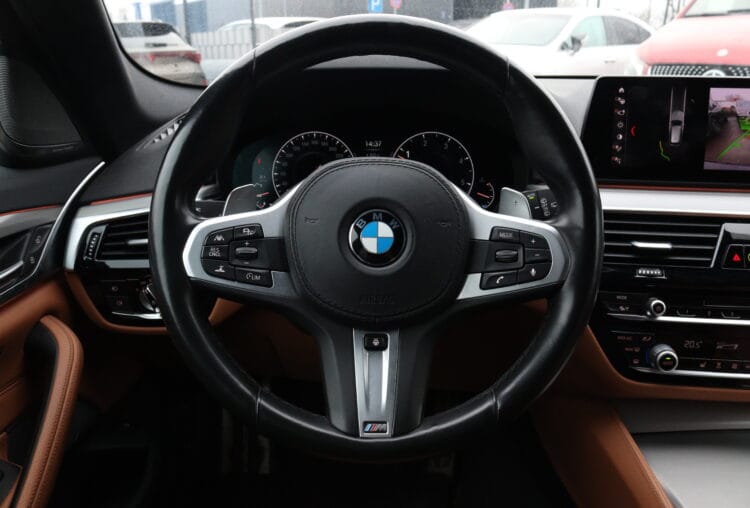 BMW BMW 530d Xdrive M-pack