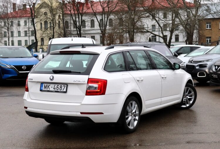 Skoda Octavia Combi Elegance