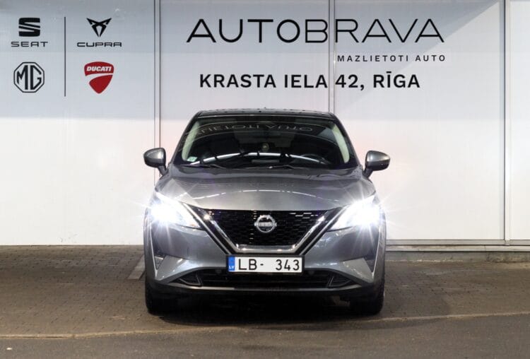 Nissan Qashqai AT