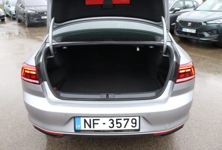 VW Passat B8 Business