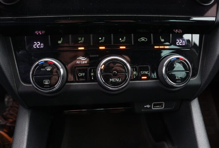 Skoda Octavia Combi Elegance