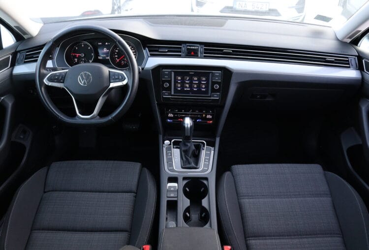 VW Passat B8 Business