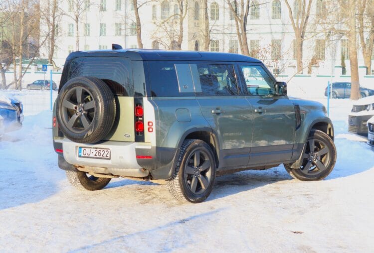 Land Rover Defender 110 Hse