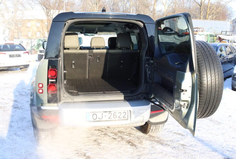 Land Rover Defender 110 Hse