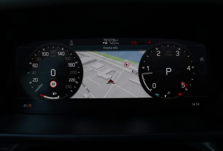 Land Rover Defender 110 Hse