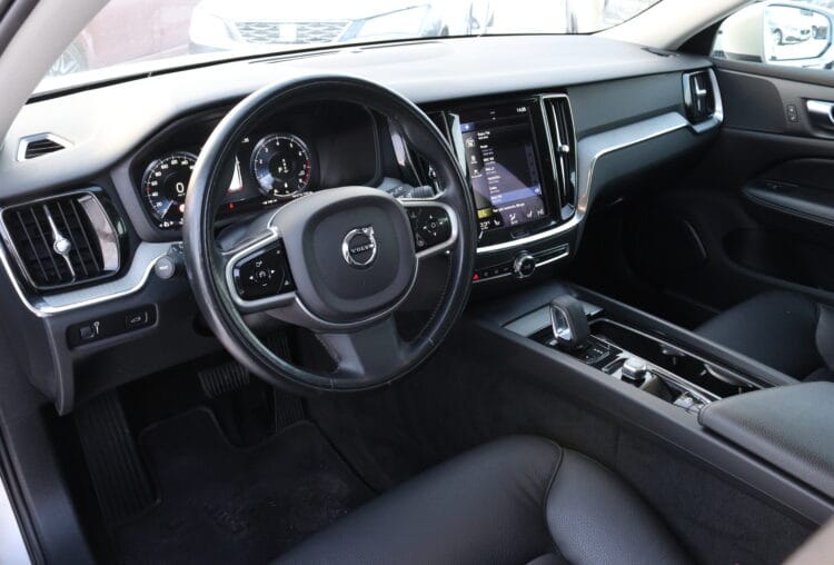 VOLVO V60 Cross Country B5 Awd