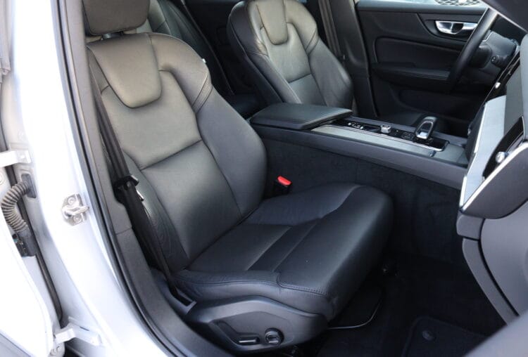 VOLVO V60 Cross Country B5 Awd