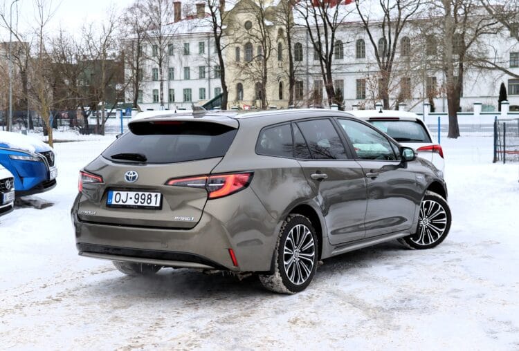 Toyota Corolla Touring Sports Hybrid