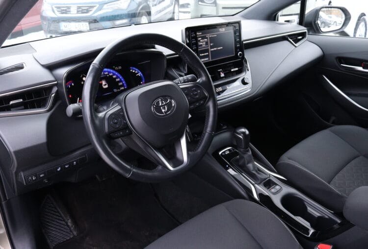 Toyota Corolla Active