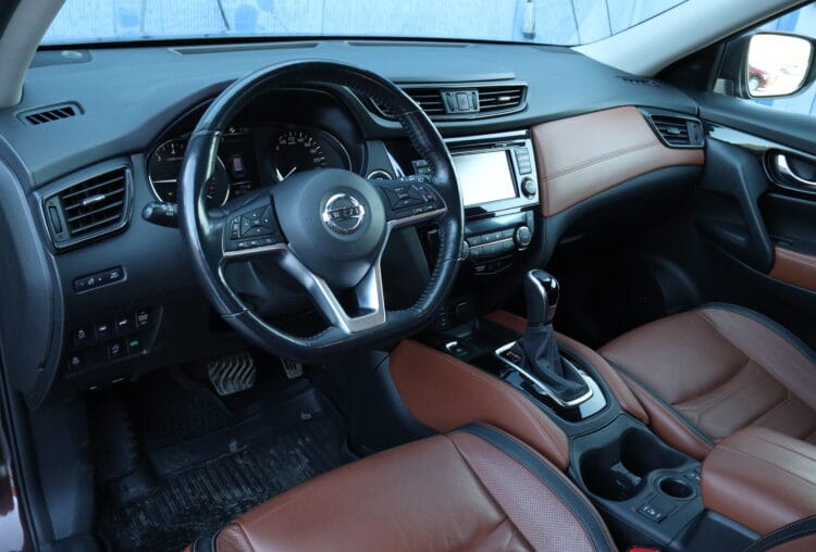 Nissan X-Trail Tekna AT