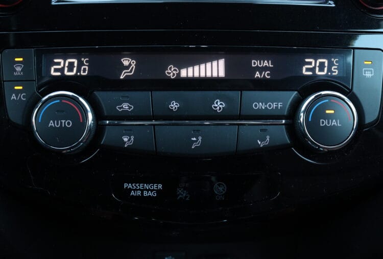 Nissan X-Trail Tekna AT