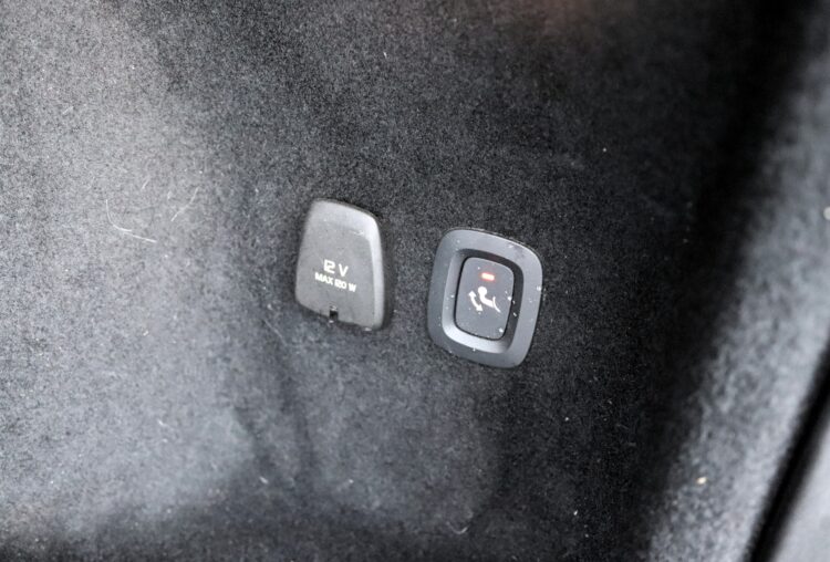 VOLVO V60 Cross Country AWD