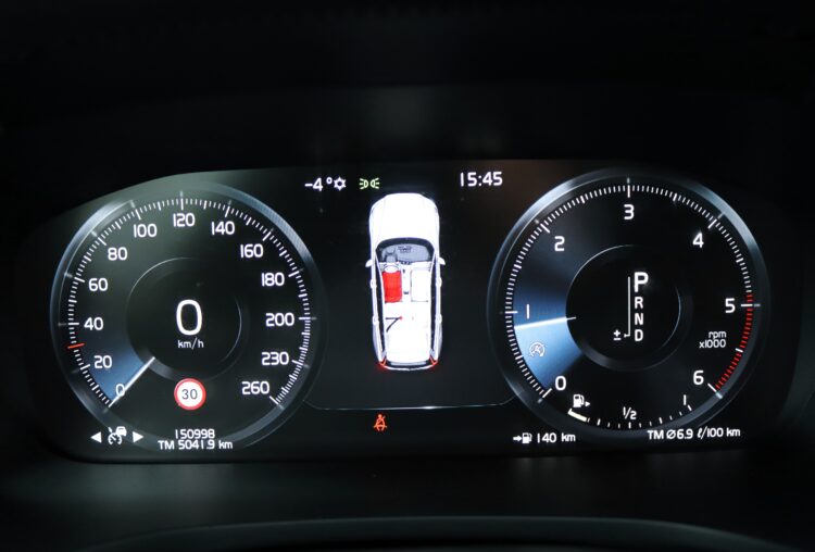 VOLVO V60 Cross Country AWD