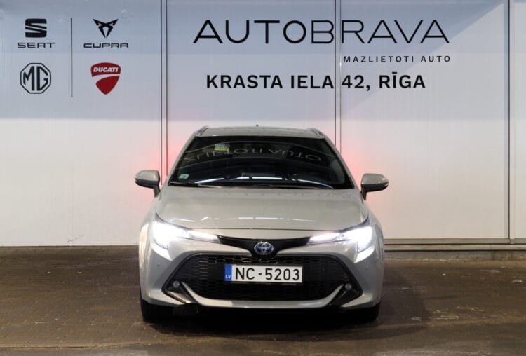 Toyota Corolla Hybrid Touring Sport