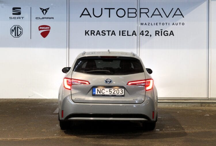 Toyota Corolla Hybrid Touring Sport