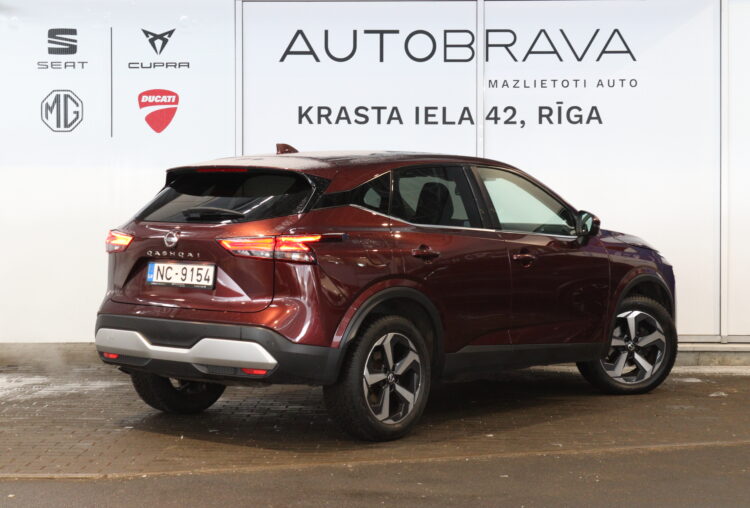 Nissan Qashqai N-Connecta AT