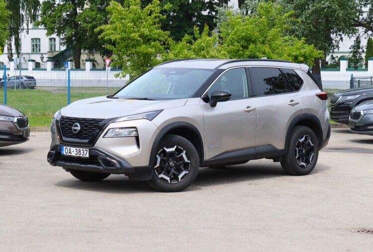 Nissan X-Trail