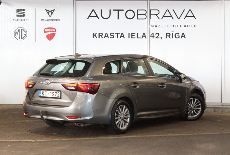 Toyota Avensis Touring Sports