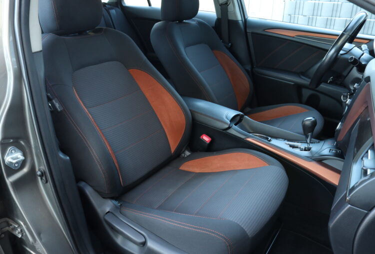 Toyota Avensis Touring Sports