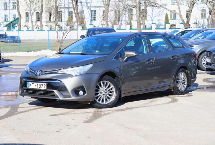 Toyota Avensis Touring Sports