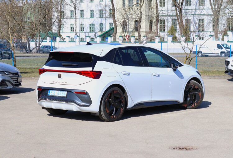 CUPRA Born 150 kW 58 kWh