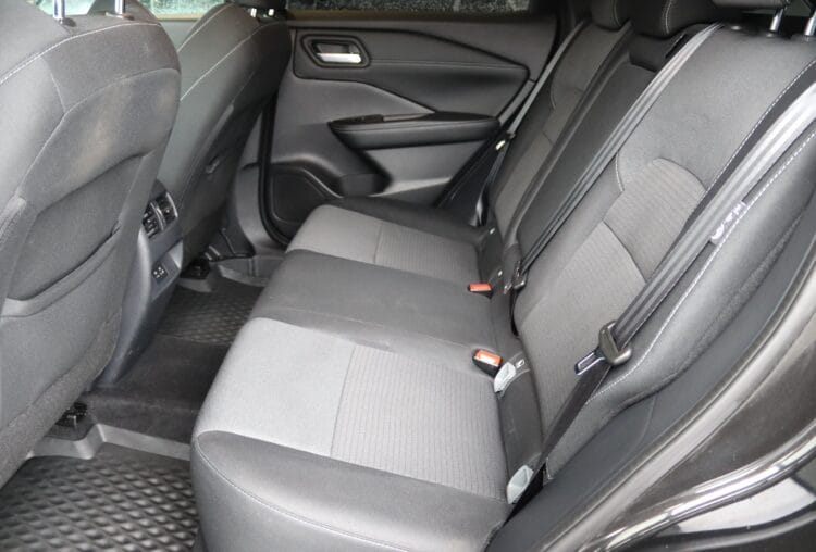 Nissan Qashqai N-Connecta AT