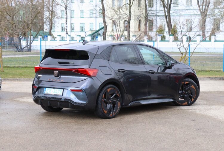 CUPRA Born 150 kW 58 kWh