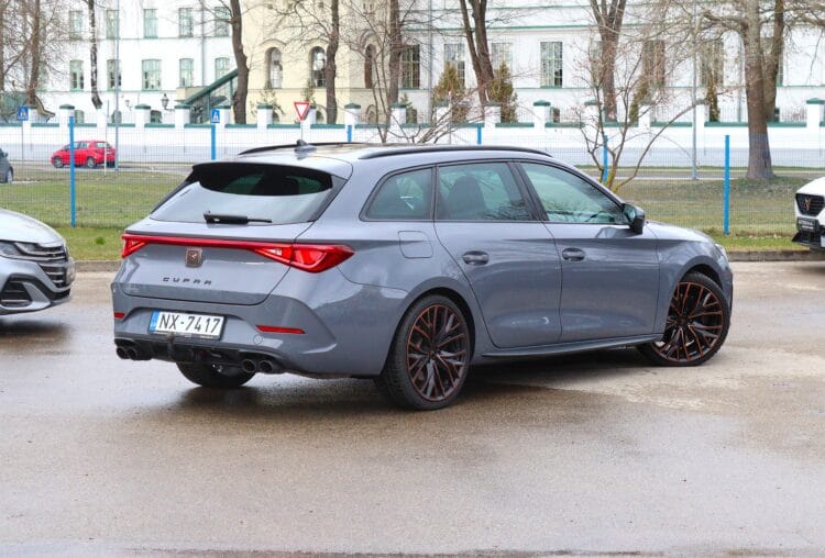 CUPRA Leon ST VZ310