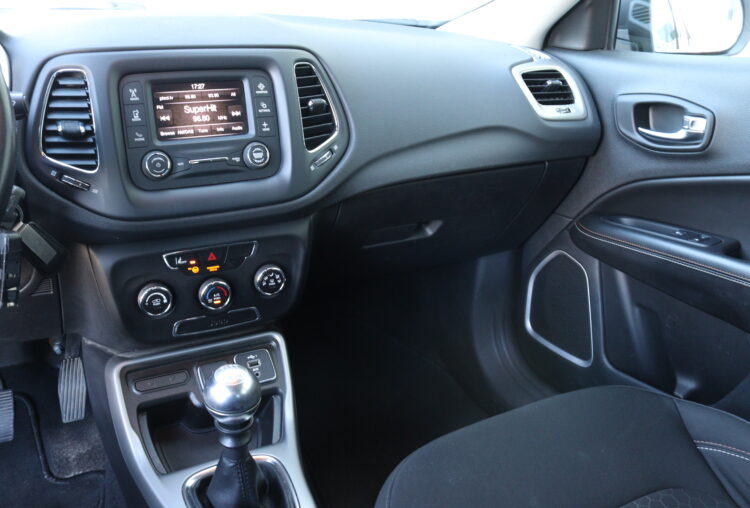 Jeep Compass Sport