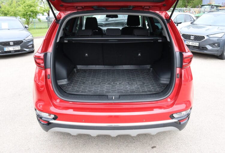 Kia Sportage EX