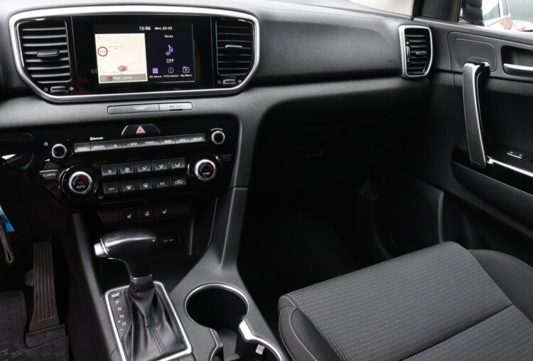 Kia Sportage EX