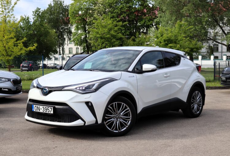 Toyota C-HR Hybrid Luxury