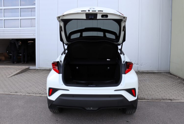 Toyota C-HR Hybrid Luxury