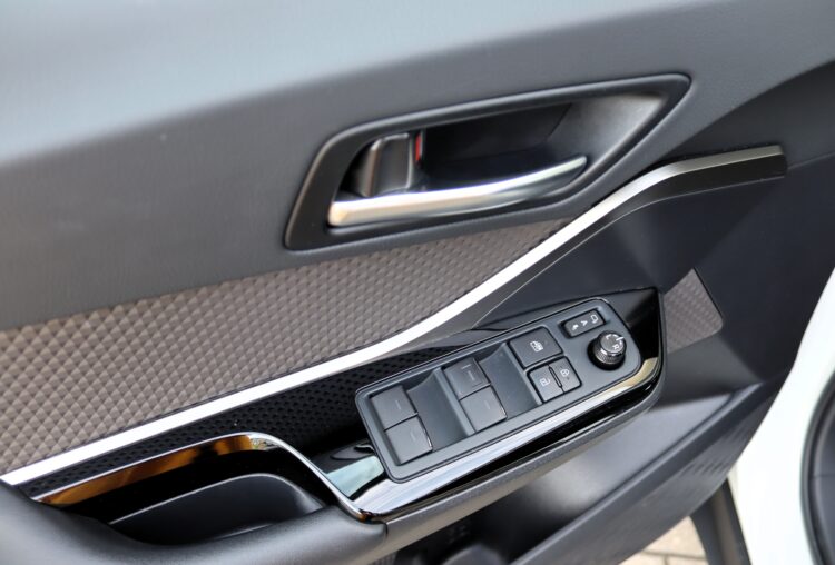 Toyota C-HR Hybrid Luxury