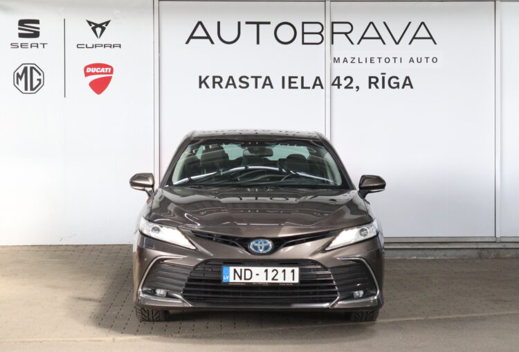 Toyota Camry Hybrid Executive