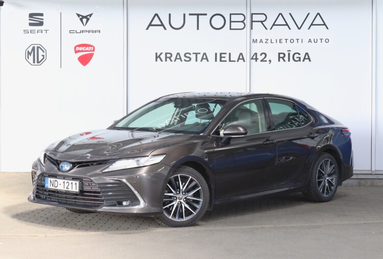 Toyota Camry Hybrid Executive