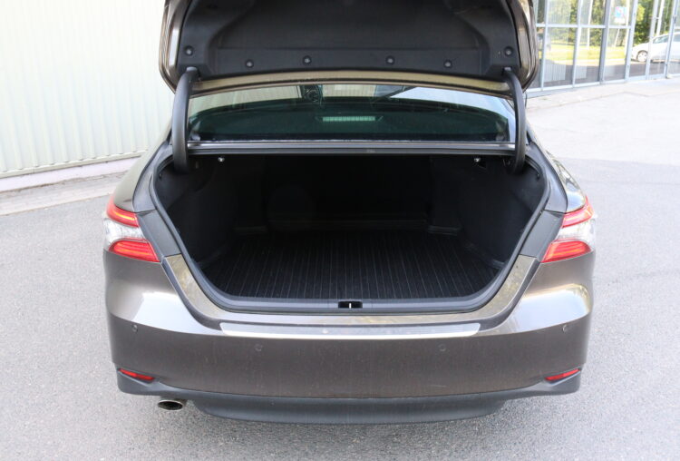 Toyota Camry Hybrid Executive