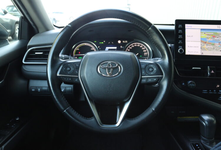 Toyota Camry Hybrid Executive
