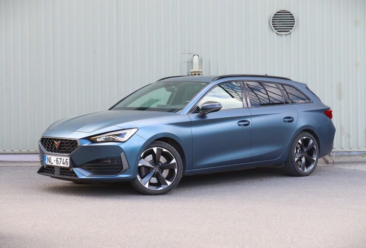 CUPRA Leon Sportstourer VZ1 245