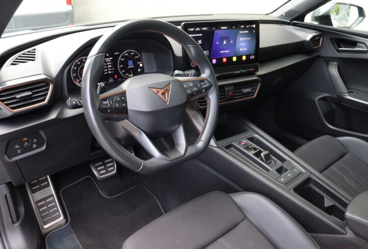 CUPRA Leon Sportstourer VZ1 245