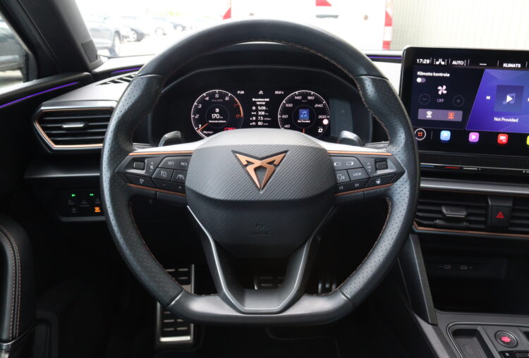 CUPRA Leon Sportstourer VZ1 245