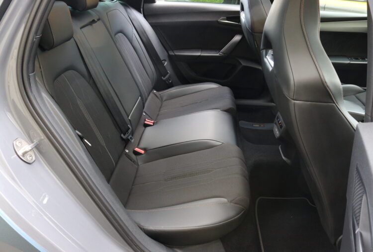 CUPRA Leon Sportstourer VZ1 245