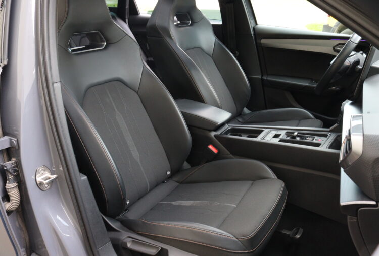 CUPRA Leon Sportstourer VZ1 245